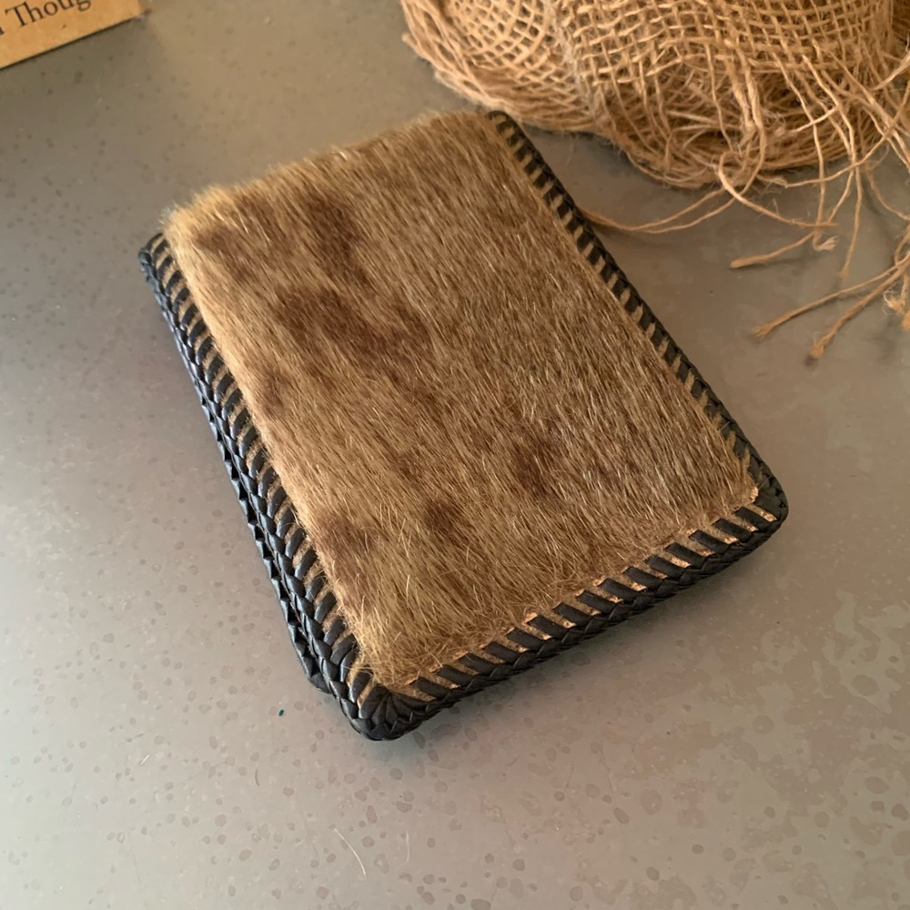 Men’s unbranded real fur bi- fold wallet, BROWN with BLACK hand sewn stitching.